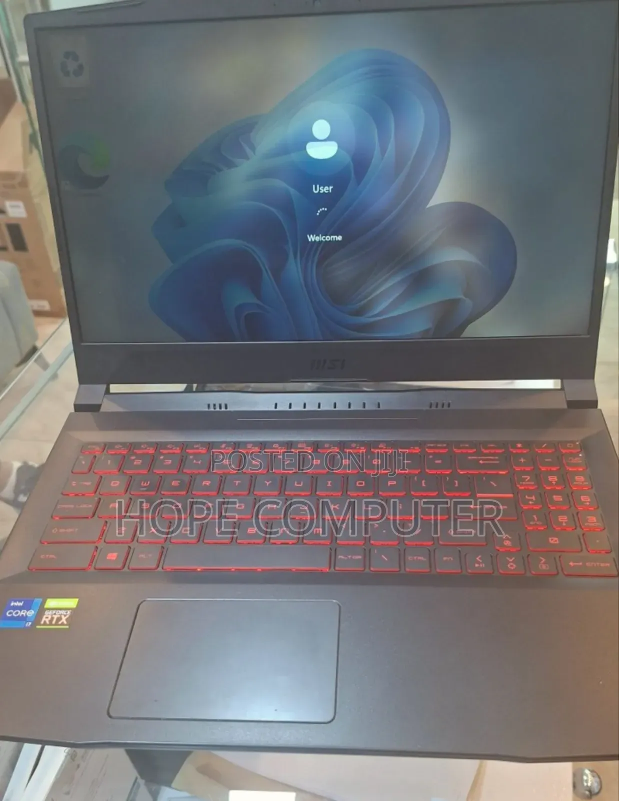 New Laptop MSI GE66 Raider 16GB Intel Core I7 SSD 1T