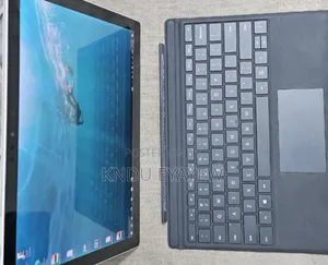 Photo - New Laptop Microsoft Surface 8GB Intel Core I5 SSD 128GB