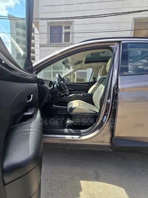 Hyundai Tucson 2022 Gold