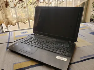 Laptop Toshiba Satellite C50 8GB Intel Celeron HDD 500GB
