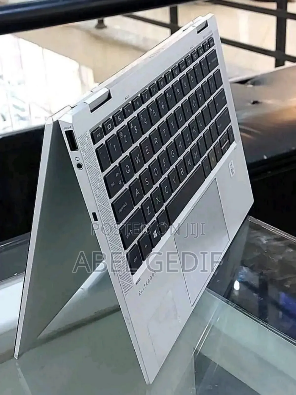 New Laptop HP EliteBook x360 1040 G7 16GB Intel Core i7 SSD 512GB