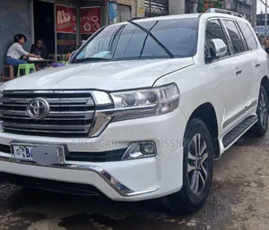 Photo - Toyota For Rent