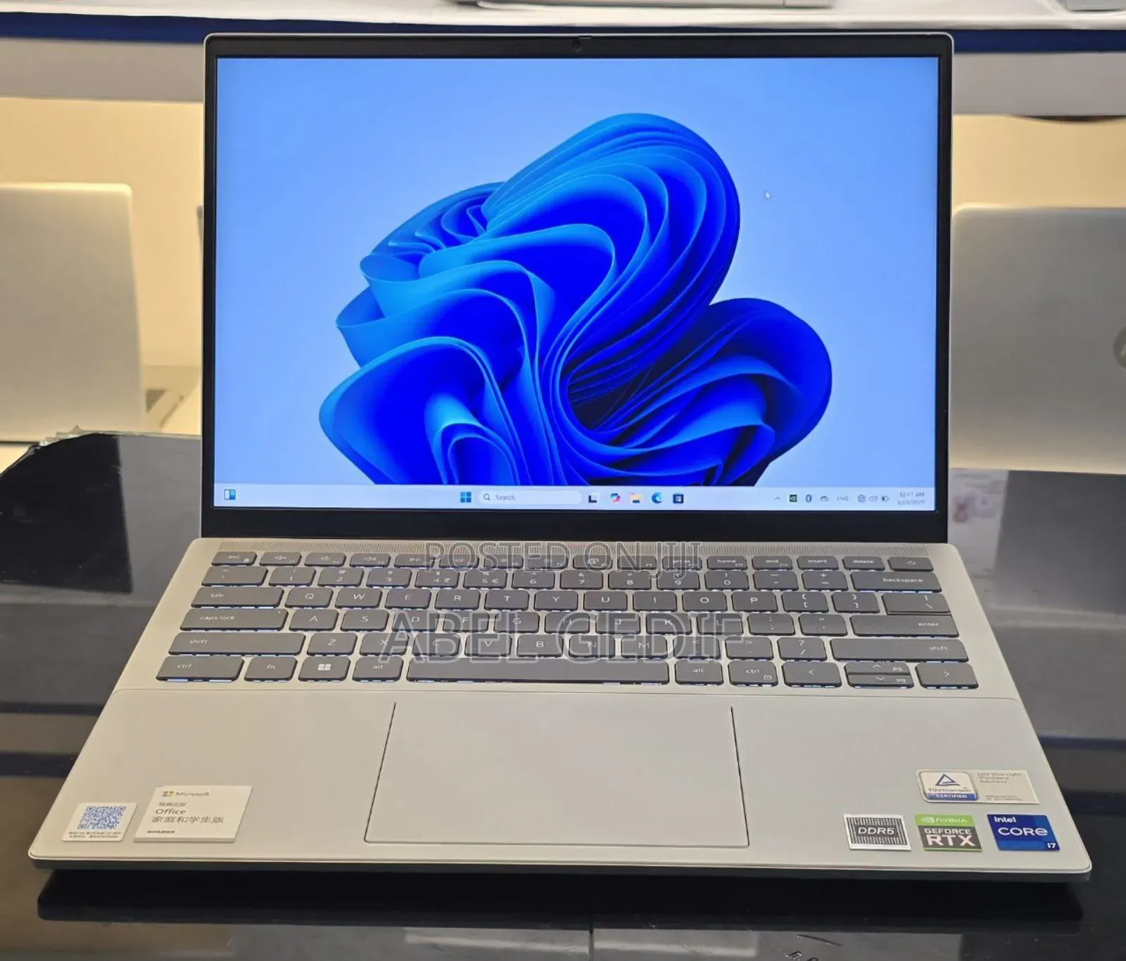 New Laptop Dell Inspiron 14 16GB Intel Core I7 SSD 512GB