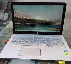 New Laptop HP Pavilion 15 8GB Intel Core I7 SSD 1T