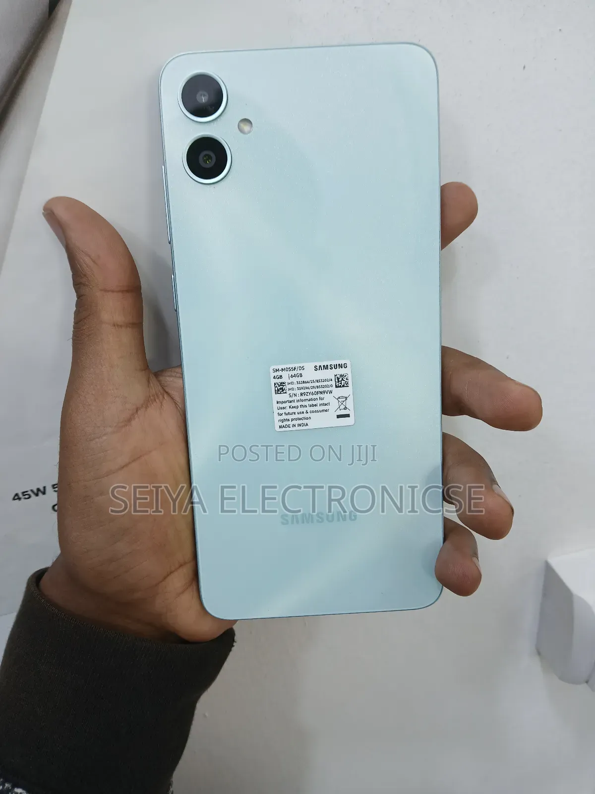 New Samsung Galaxy M05 64 GB White