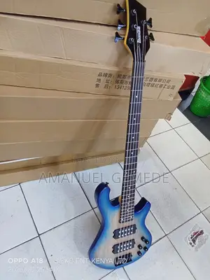 Photo - Ibanez Active Bass Guitar