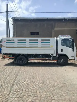 2024/5 Isuzu ኦባማ B94**14ሺ ኪሎሜት