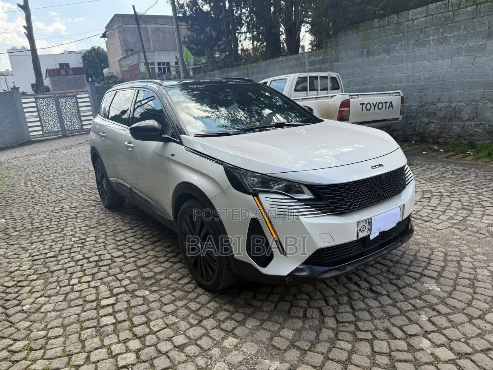 Peugeot 5008 2022 White