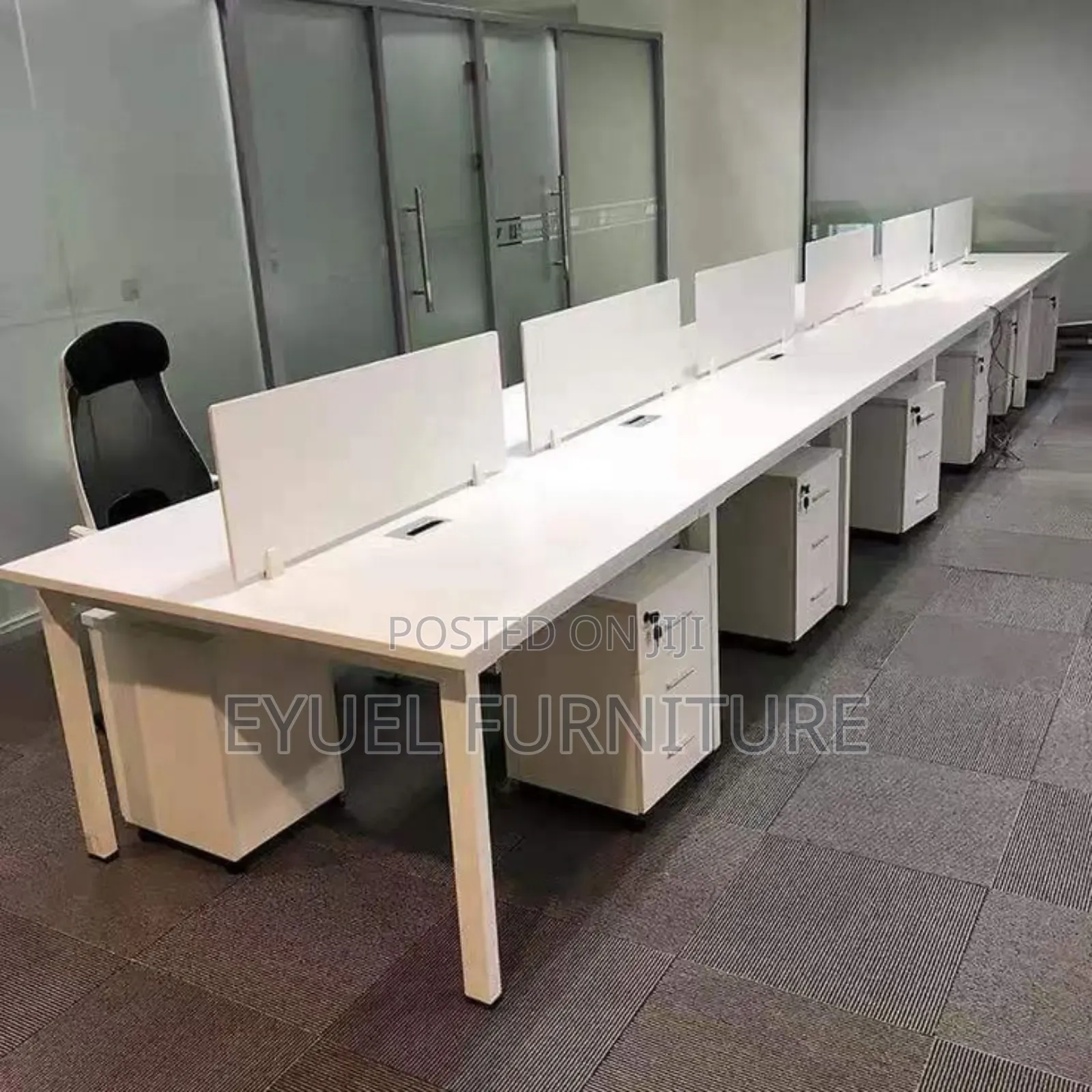 Work Stations በፈለጉት አማራጭ እና Designe እንሰራለን
