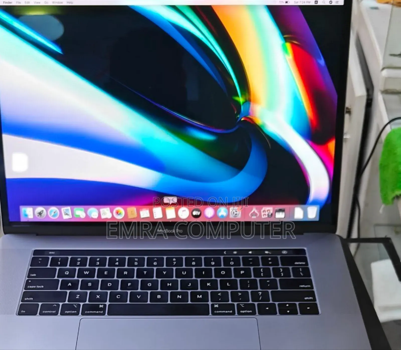 New Laptop Apple MacBook Pro 2019 32GB Intel Core I9 SSD 512GB