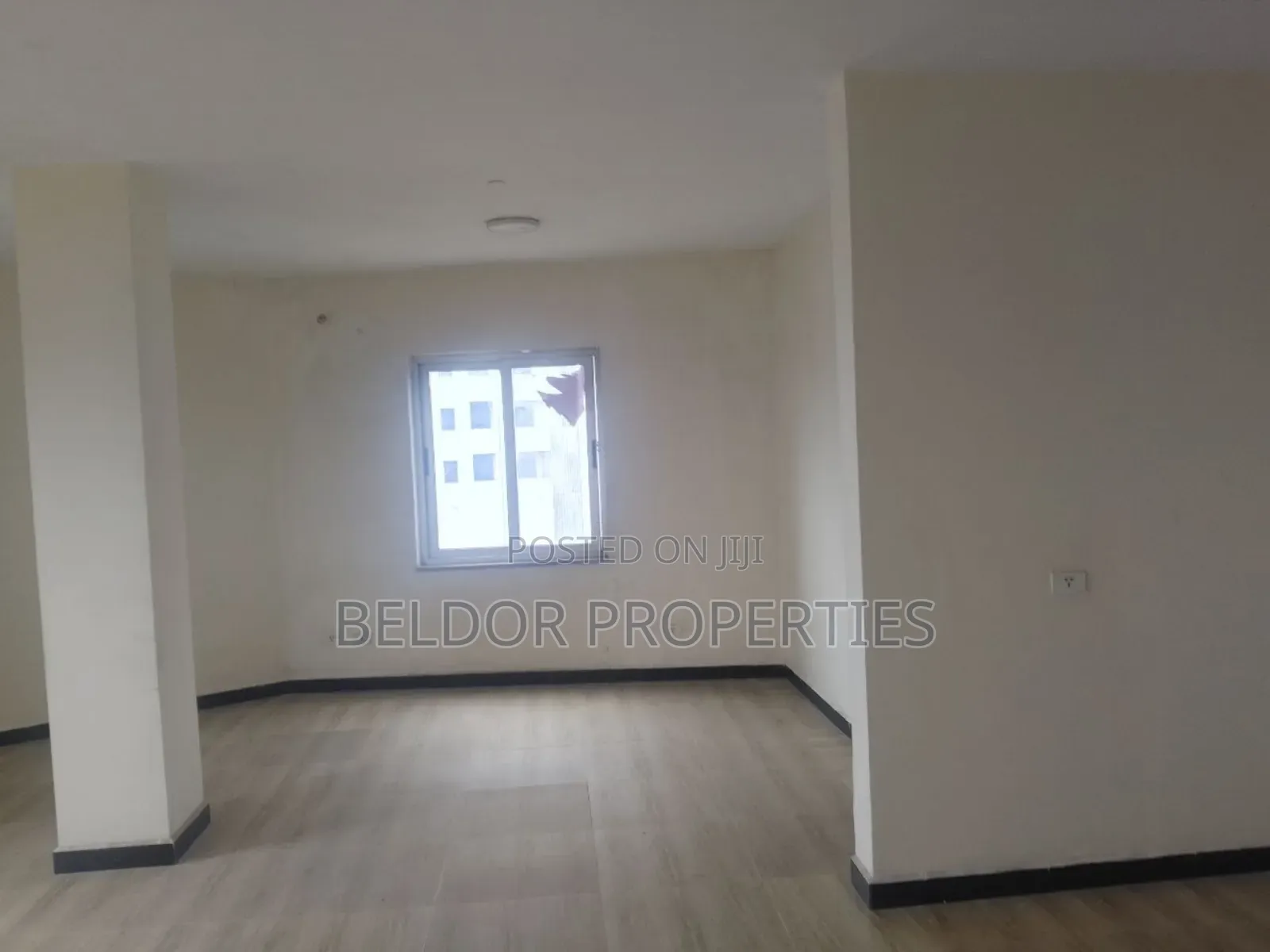 የሚከራይ ቢሮ ሳርቤት