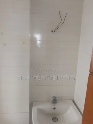 የሚከራይ ቢሮ ሳርቤት