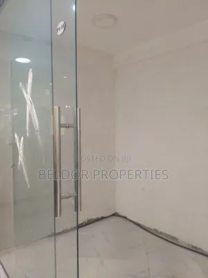 የሚከራይ ሱቅ መገናኛ