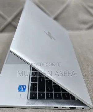 New Laptop HP EliteBook 840 G8 16GB Intel Core I5 SSD 512GB