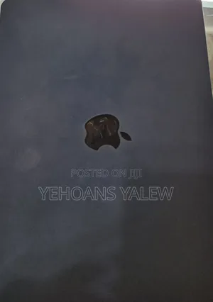 New Laptop Apple MacBook Air 2022 M2 8GB Apple M2 SSD 256GB