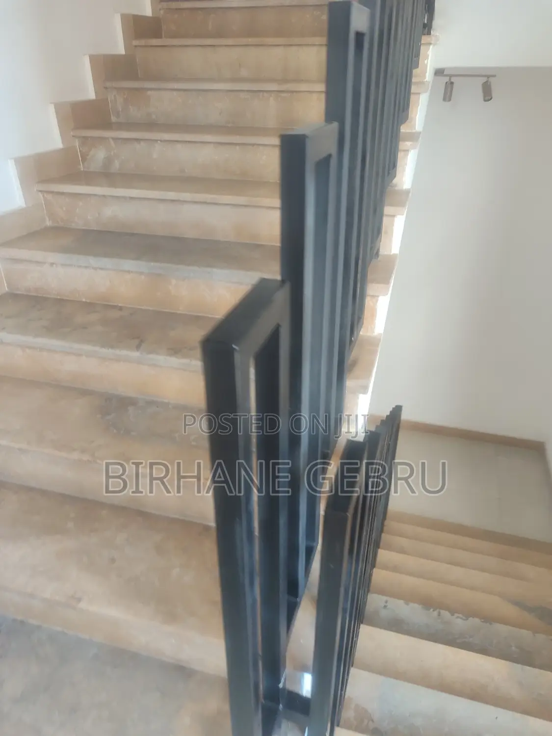 2bedroom Luxury Semi Fernished Apartiment for Rent
