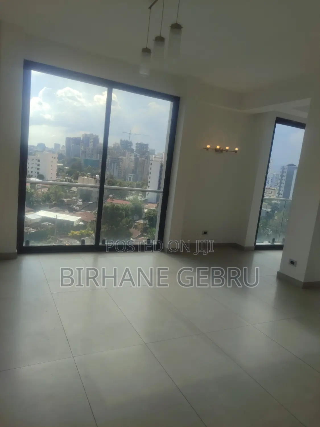 2bedroom Luxury Semi Fernished Apartiment for Rent