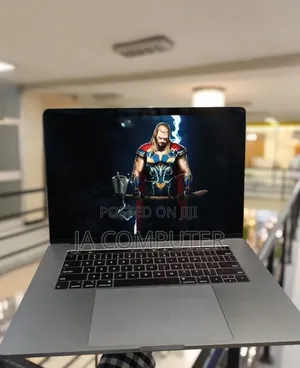 New Laptop Apple MacBook Pro 2019 32GB Intel Core I9 SSD 512GB