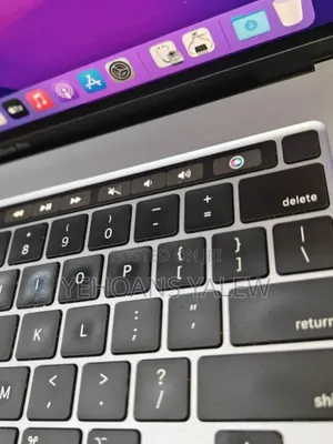 Laptop Apple MacBook Pro 2019 16GB Intel Core I9 SSD 512GB