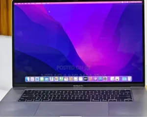 Laptop Apple MacBook Pro 2019 16GB Intel Core I9 SSD 512GB