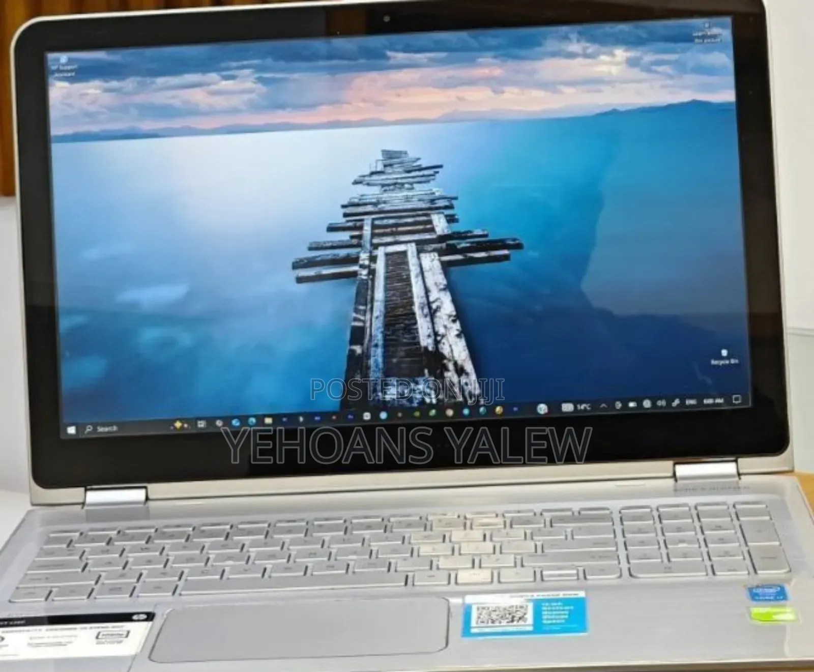 New Laptop HP Envy X360 8GB Intel Core i7 SSD 1T