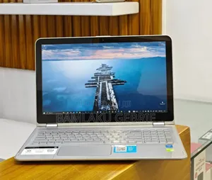 New Laptop HP Envy X360 8GB Intel Core I7 HDD 1T