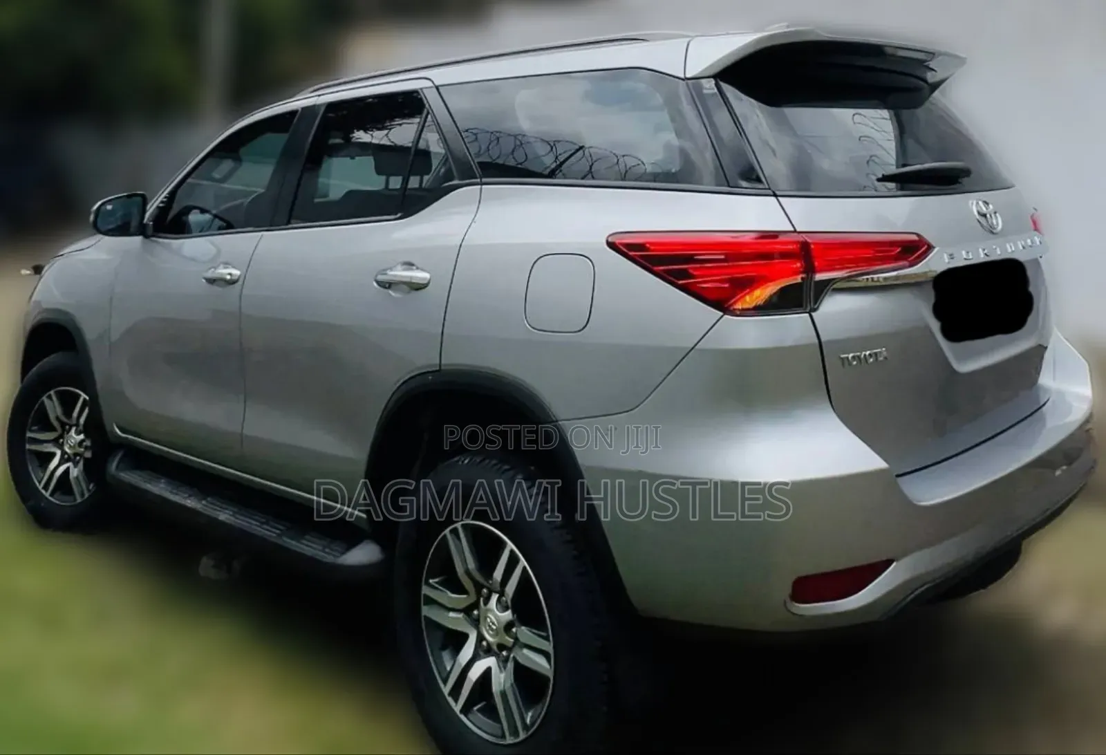 Toyota Fortuner 2.8 D AWD 2023 Silver