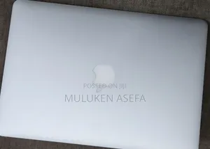 New Laptop Apple MacBook Air 2017 8GB Intel Core I5 SSD 256GB