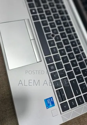 New Laptop HP EliteBook 840 G8 16GB Intel Core I5 SSD 512GB