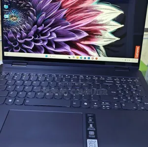 New Laptop Lenovo Yoga 7i 16GB Intel Core Ultra 7 SSD 1T
