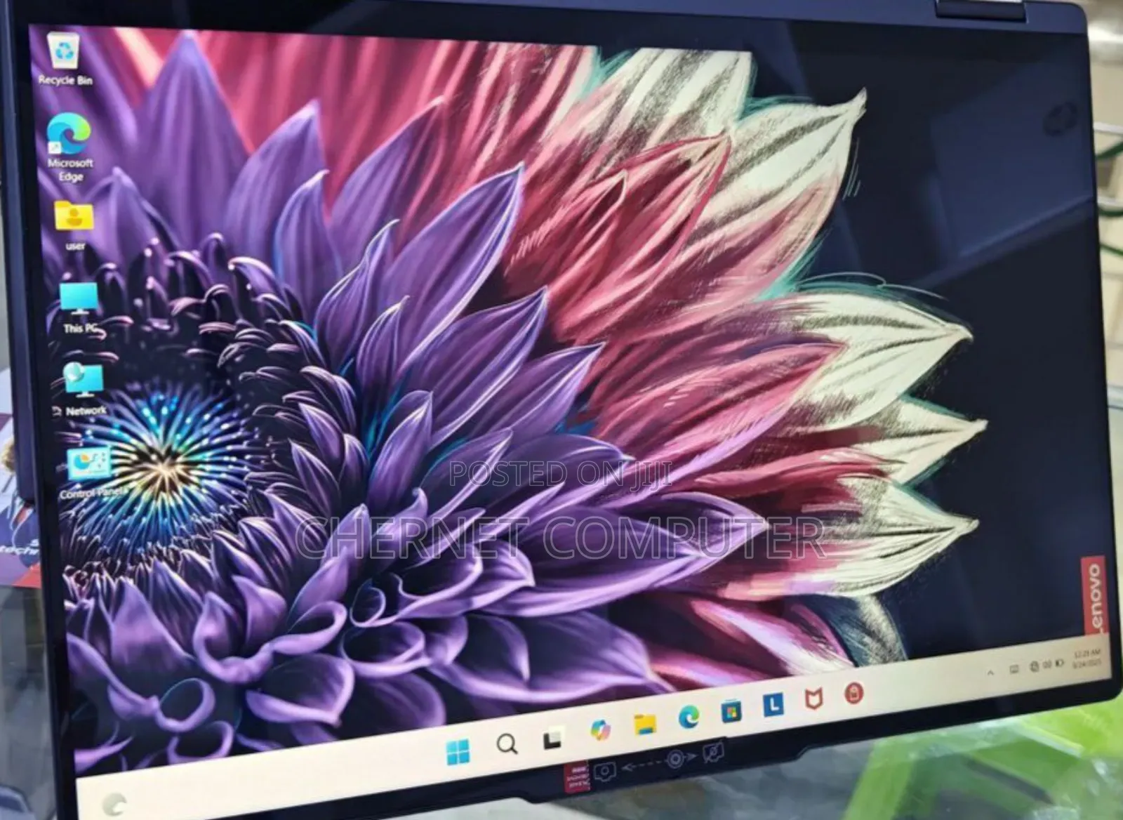 New Laptop Lenovo Yoga 7i 16GB Intel Core Ultra 7 SSD 1T