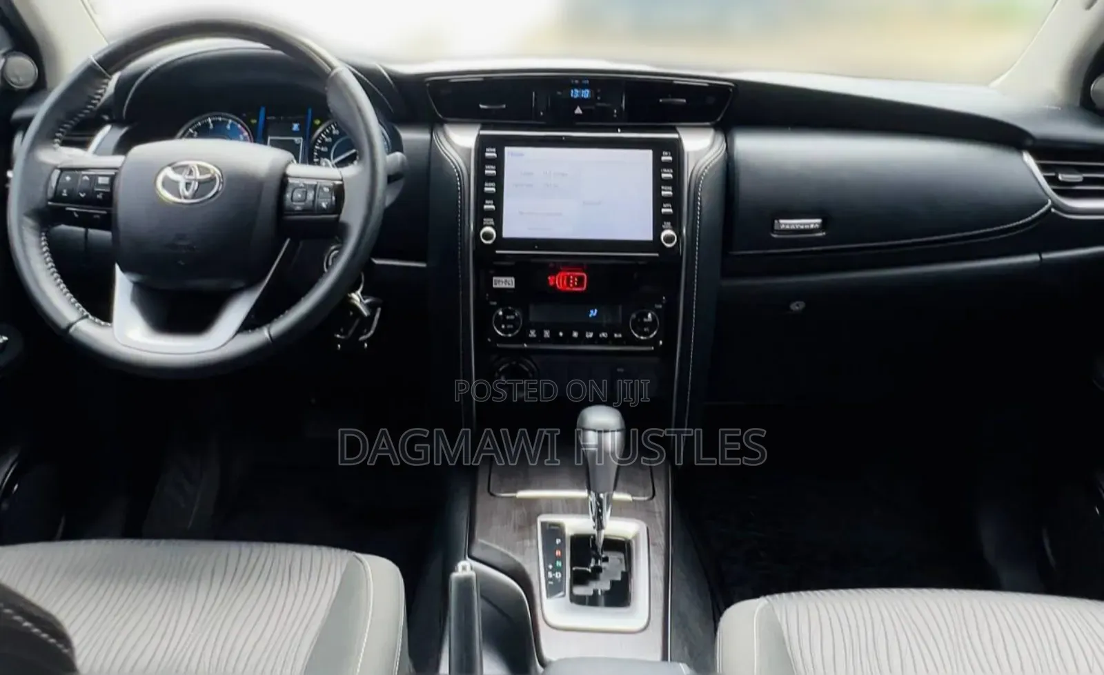 Toyota Fortuner 2.8 D AWD 2023 Silver