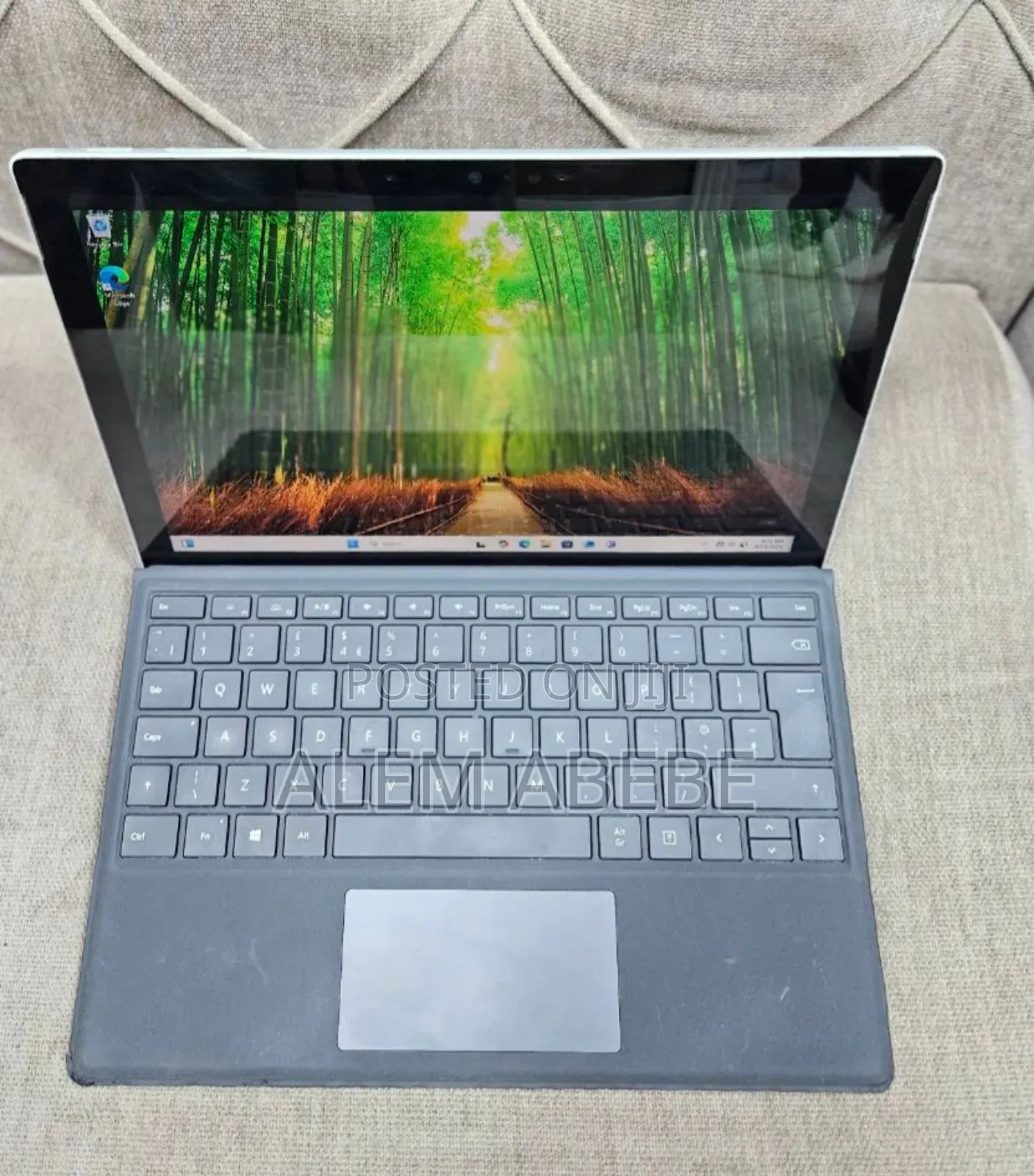 New Laptop Microsoft Surface Pro 7 16GB Intel Core I7 SSD 256GB