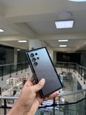 Photo - New Samsung Galaxy S24 Ultra 256 GB Black