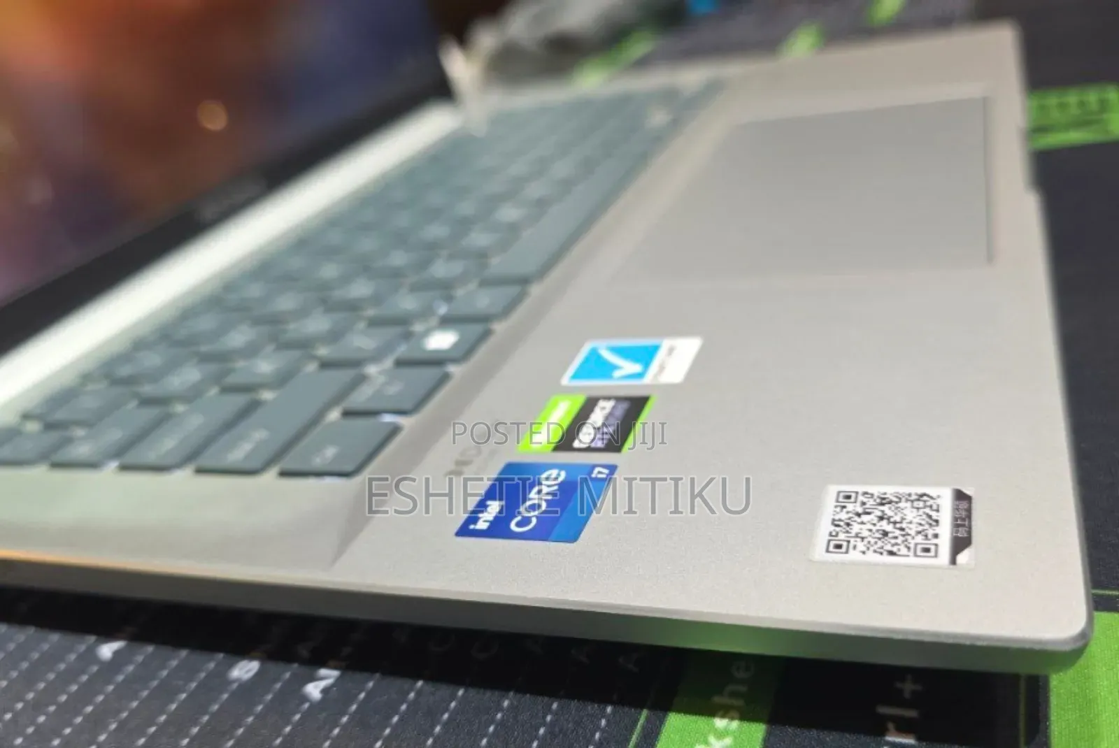 New Laptop Asus ZenBook 13 UX331UN 16GB Intel Core I7 SSD 512GB