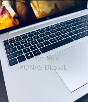 New Laptop HP EliteBook 860 G10 16GB AMD Ryzen 7 SSD 512GB