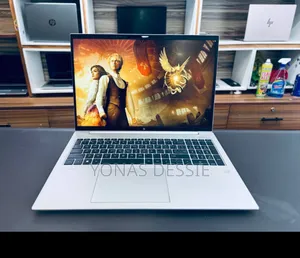 New Laptop HP EliteBook 860 G10 16GB AMD Ryzen 7 SSD 512GB