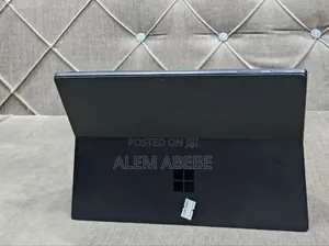 New Laptop Microsoft Surface Pro 6 8GB Intel Core I7 SSD 256GB