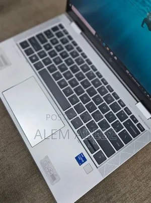 New Laptop HP EliteBook 830 G8 16GB Intel Core I7 SSD 512GB