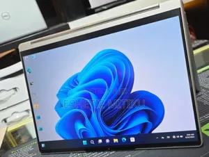 Photo - New Laptop Lenovo Yoga 9i 16GB Intel Core I7 SSD 1T