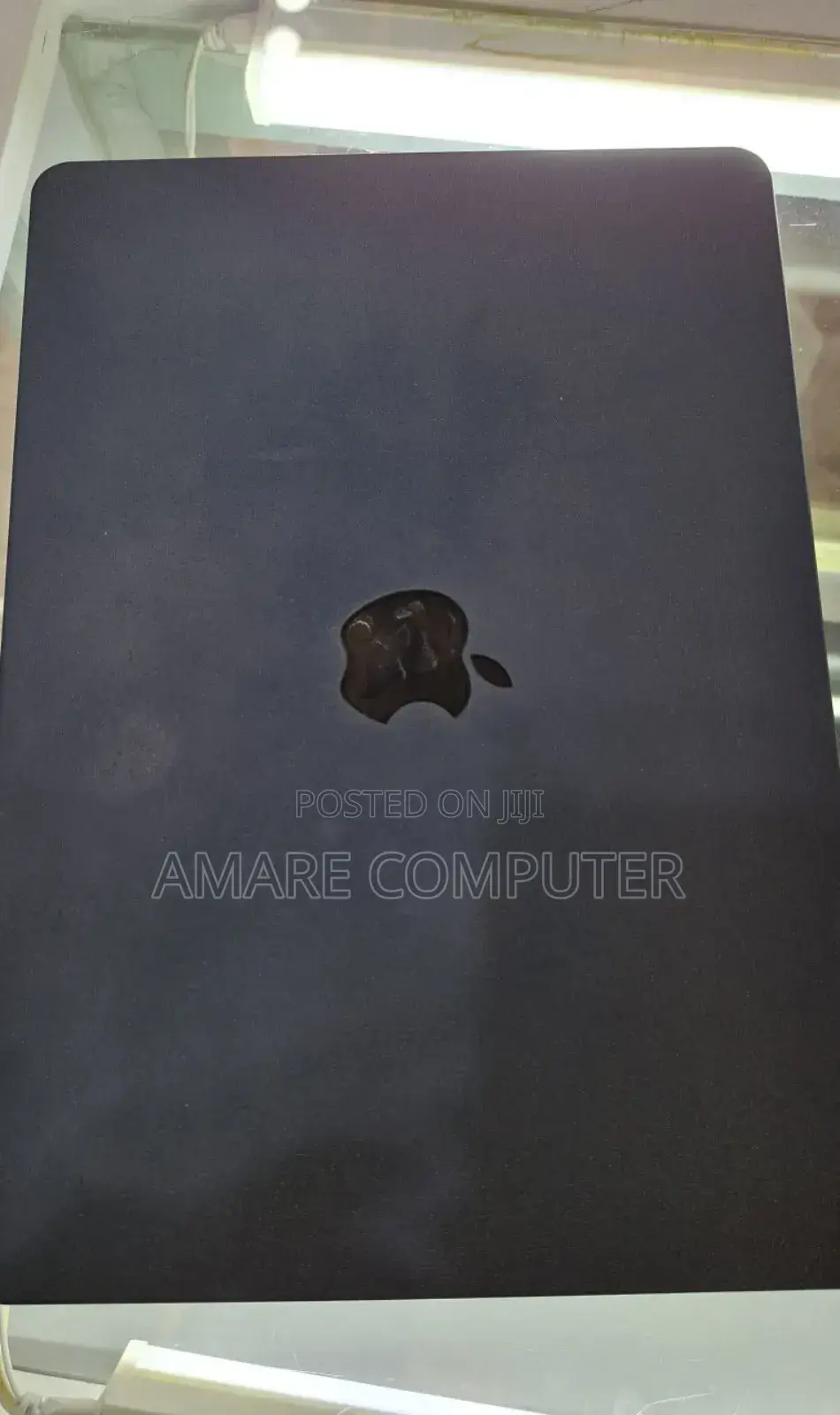 New Laptop Apple MacBook Air 2022 M2 8GB Apple M2 SSD 256GB