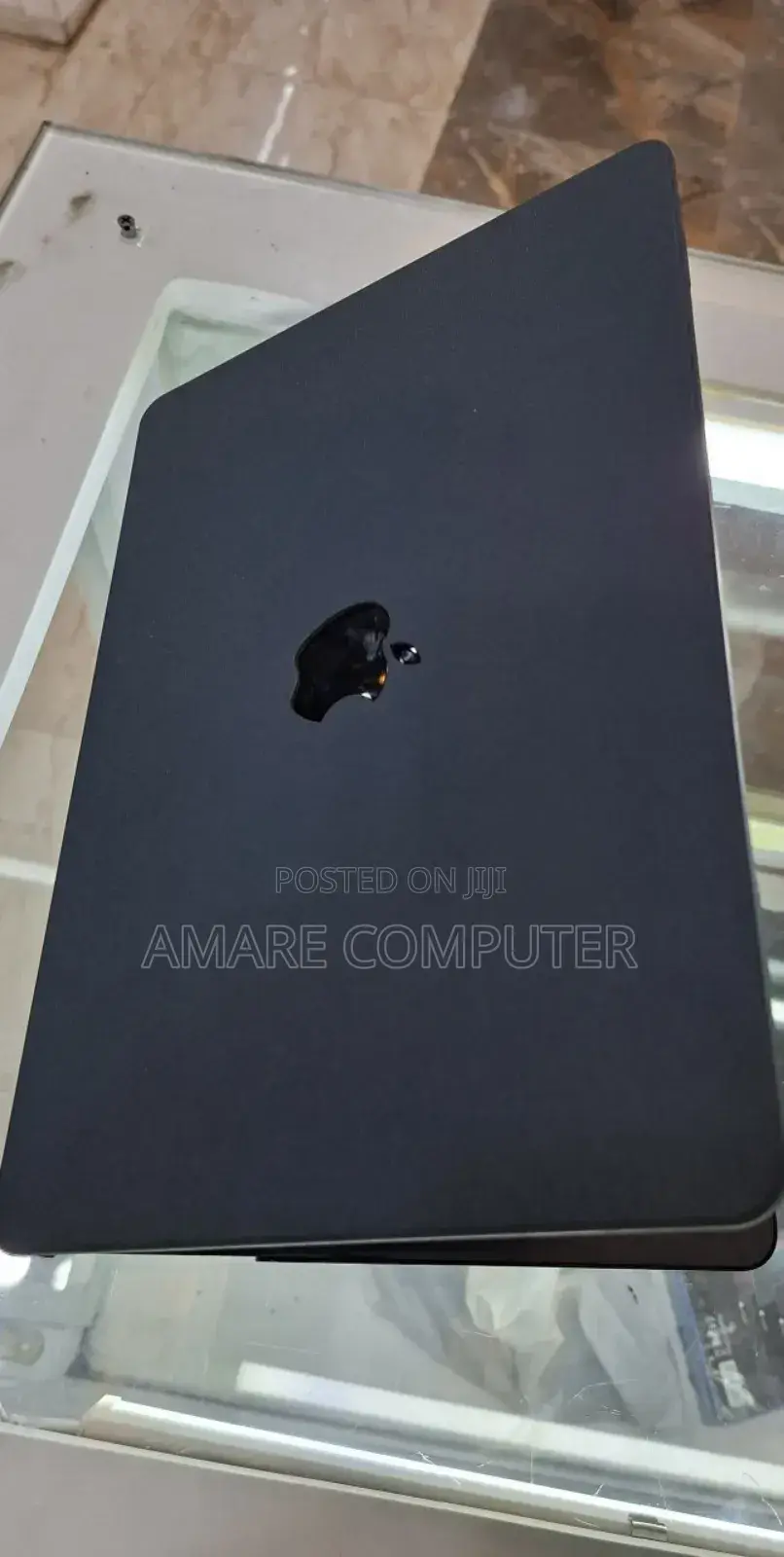 New Laptop Apple MacBook Air 2022 M2 8GB Apple M2 SSD 256GB