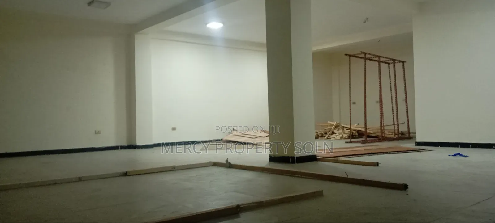Very Clean Store / Warehouse for Rent መጋዘን ኪራይ ለስቶር ብቻ