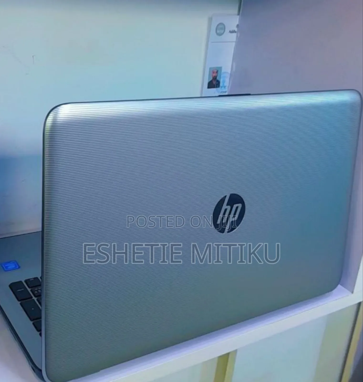 New Laptop HP 4GB Intel Core I5 SSD 500GB