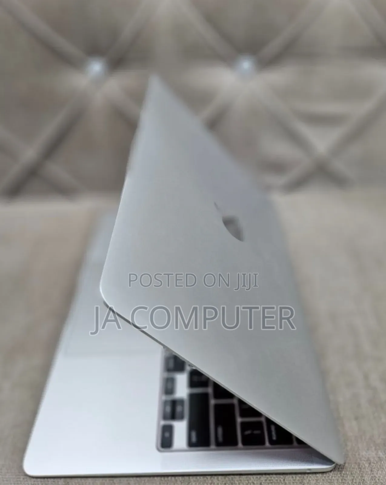 New Laptop Apple MacBook Air 2020 8GB Intel Core I5 SSD 512GB