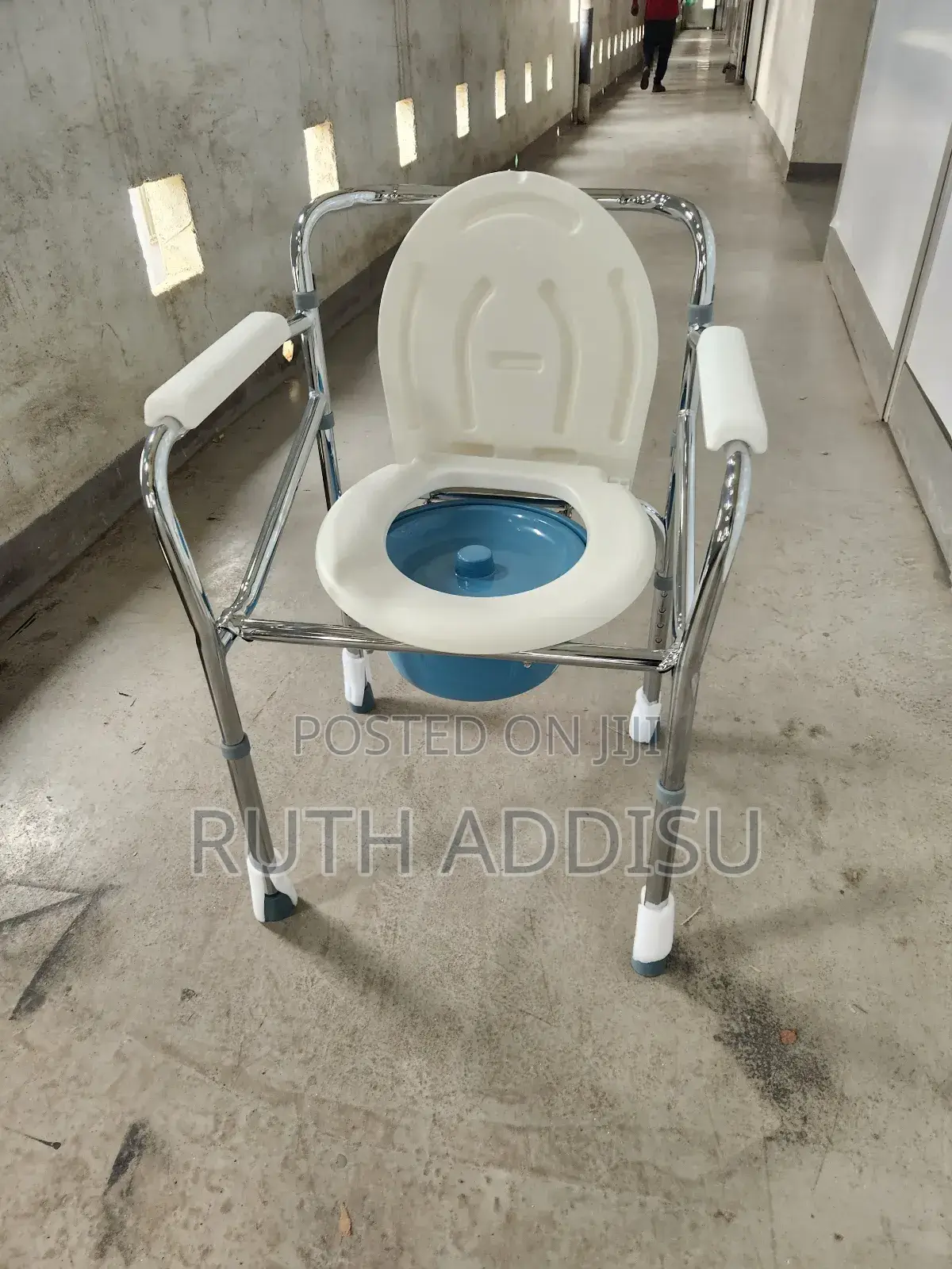 Toilet Chair段的commode Chair胺過poty Wheelchair堥wheelchair Commode New