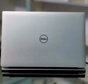 New Laptop Dell Precision 15 3520 16GB Intel Core i7 SSD 512GB