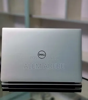 New Laptop Dell Precision 15 3520 16GB Intel Core I7 SSD 512GB