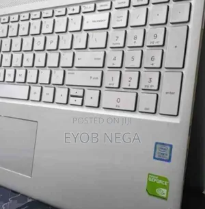 Laptop HP Envy X360 8GB Intel Core i5 SSD 512GB