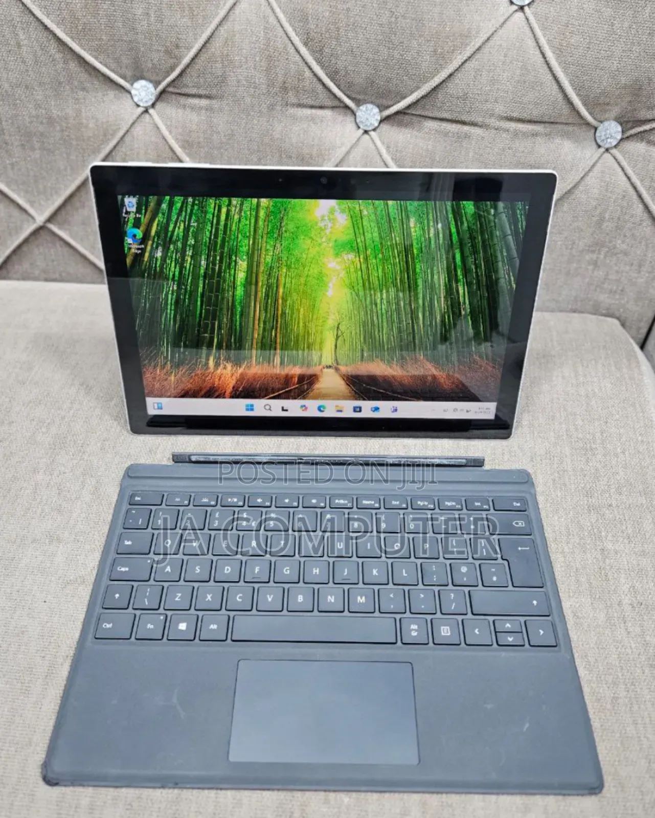 New Laptop Microsoft Surface Pro 7 16GB Intel Core I7 SSD 256GB